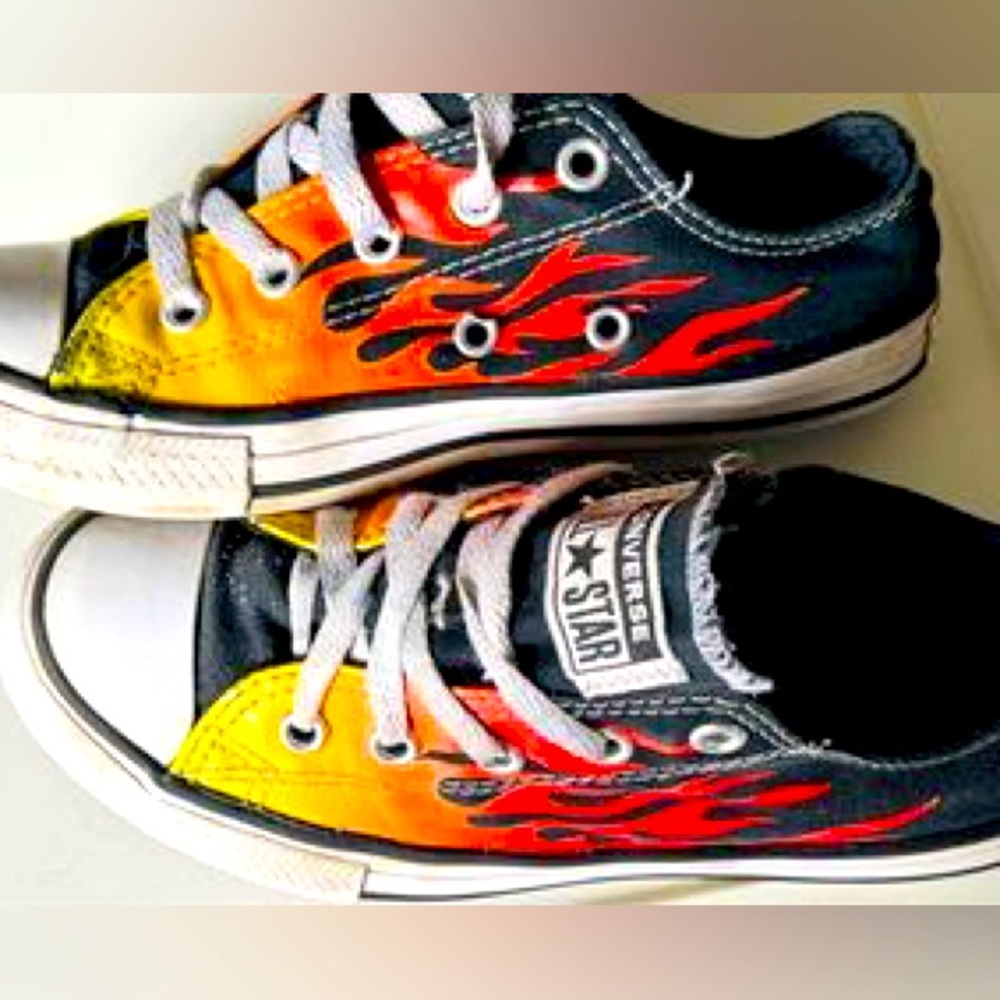 CONVERSE All Stars youth size 1 flaming shoes